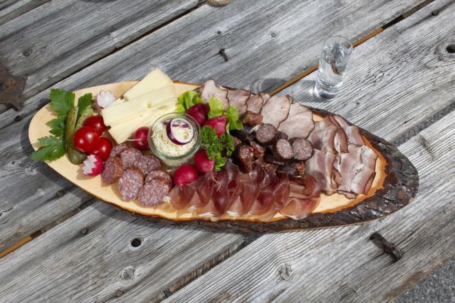 Kamin-Beisl Brotzeit &amp; Schnapserl