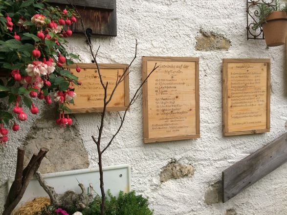 Brotzeiten auf der Hefteralm