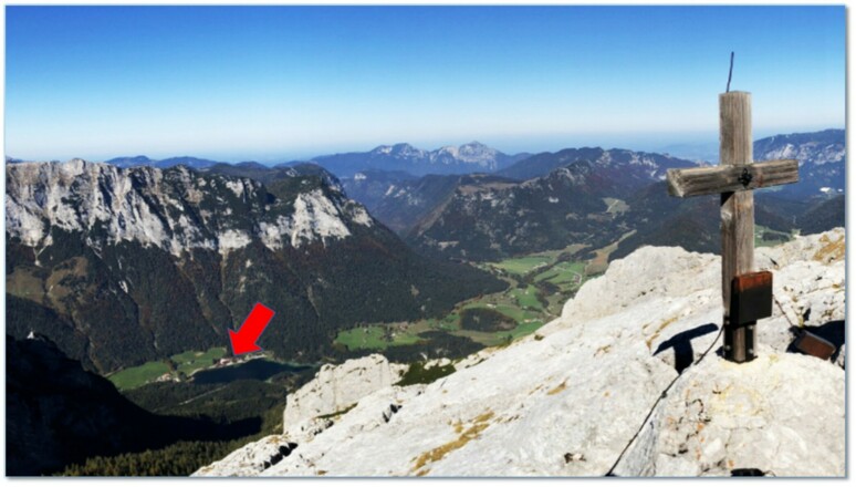 Hintersee mit Gästehaus von der Schärtenspitze