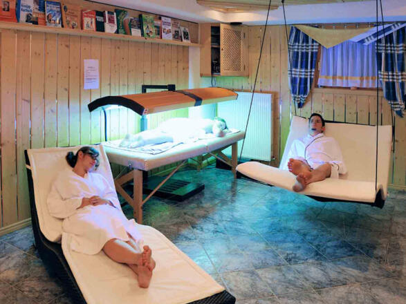 Therapiesonne mit Schwebeliege