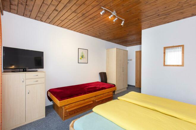 Schlafzimmer APP B