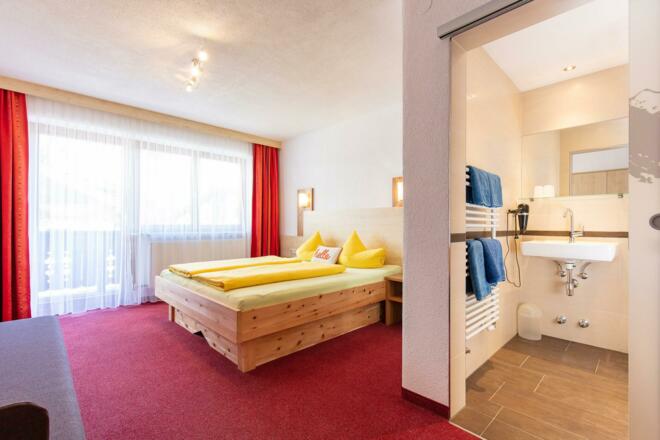 Schlafzimmer APP B