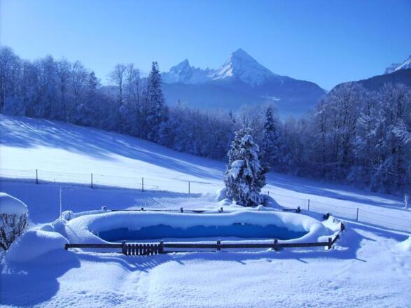 Blick aus den Fenstern im Winter