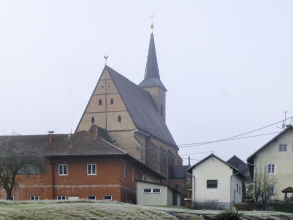 Katholische Pfarrkirche in St. Georgen bei Grieskirchen. Z07aV