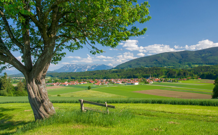 Blick nach Oberteisendorf