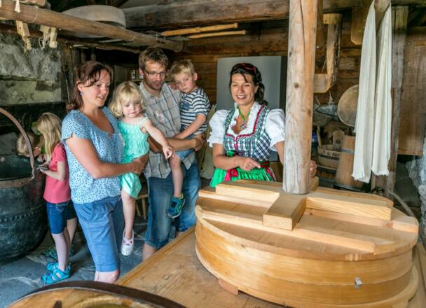 Familien erfahren hier Vieles über die Allgäuer Milchwirtschaft