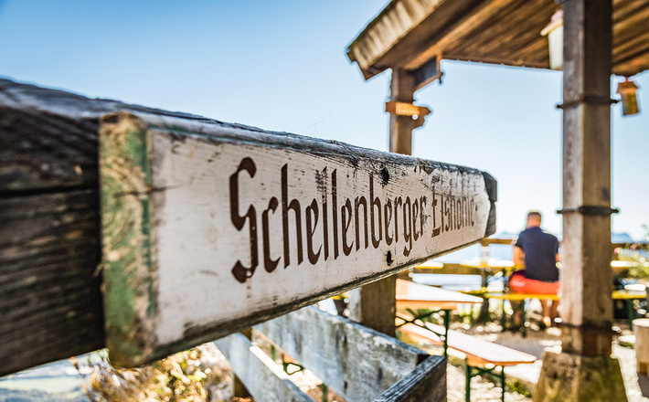 Aussichtsreiche Terrasse der Toni-Lenz-Hütte