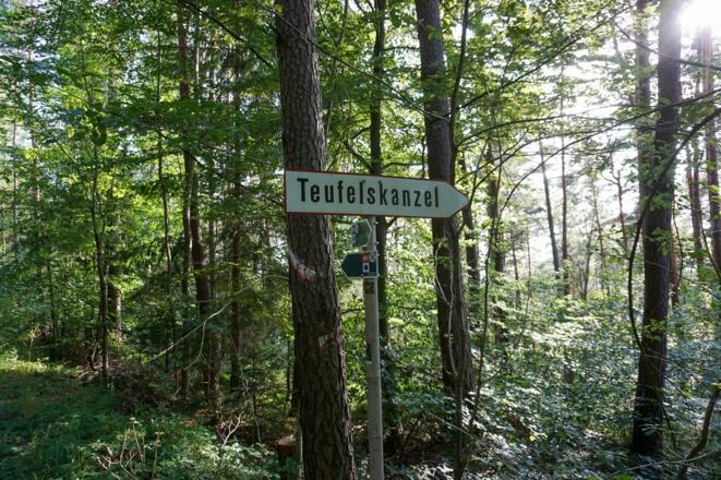 Wegweiser zur Teufelskanzel