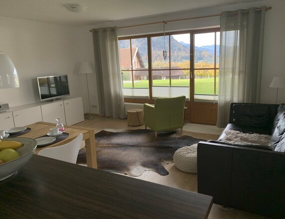 98e69852-a0c8-466d-af2d-295e0024da54