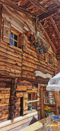Urig schöne Hütte im Talschluss von Hinterglemm