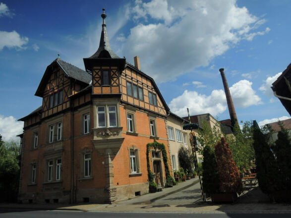 In Meschenbach entdecken wir schöne Häuser.