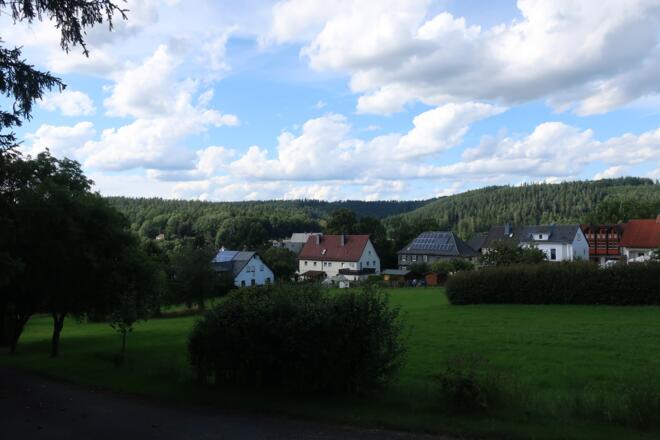 Die ersten Häuser von Mönchröden