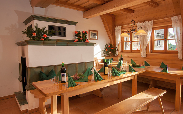 Saletl in der Berggaststätte Stoißer Alm