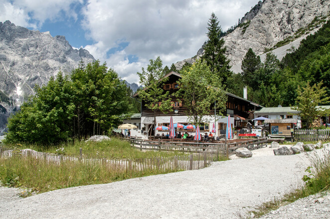 Die Wimbachgrieshütte