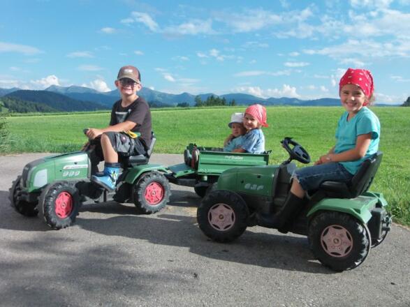 mit Tretfahrzeugen fahren