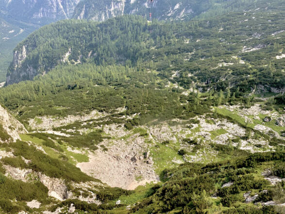 Am Fuße des Hohen Krippenstein