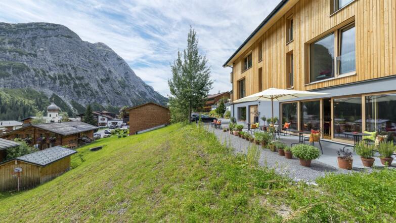 Loacation_Bilder_2_node2_Burgis Living Zug Lech Ar