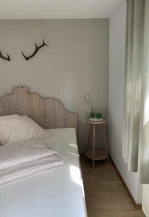 e37f6d6b-e2aa-4ec3-90e0-e892ee29f51e