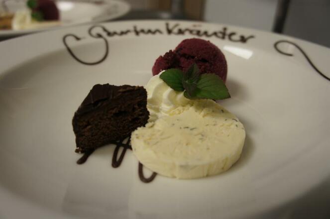 Kräutermenü Dessert