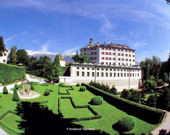 Schloss Ambras Innsbruck - außen