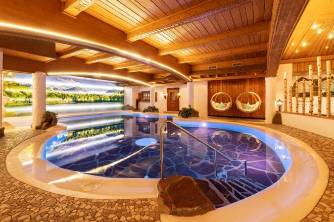 Hallenbad