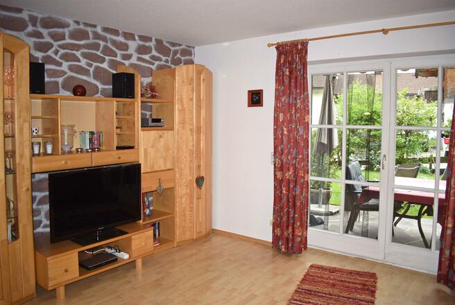 Wohnraum mit Terrasse