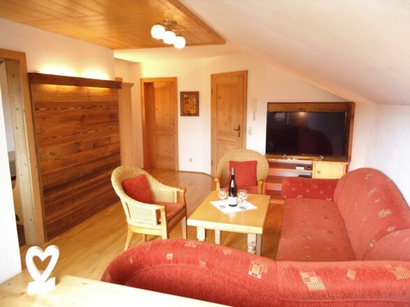 Wohnzimmer Ferienwohnung Neuhauser in Bolsterlang