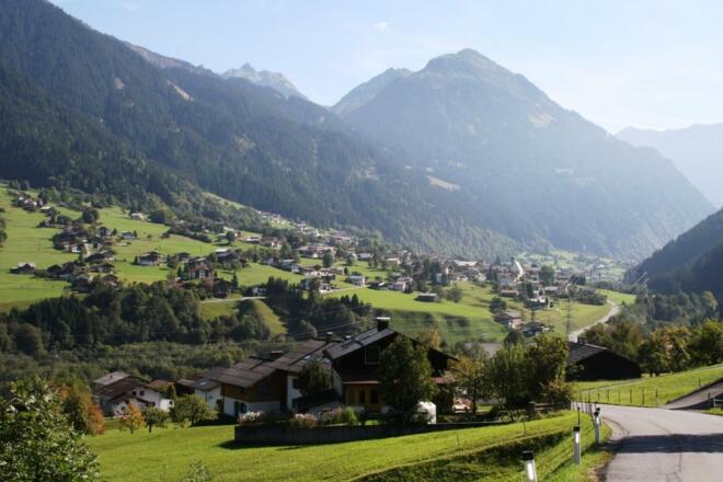 Ferienhaus Silvrettasicht Ausblick Sommer