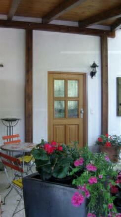 Eingang zu den Ferienwohnungen Rotspitz & Trettach