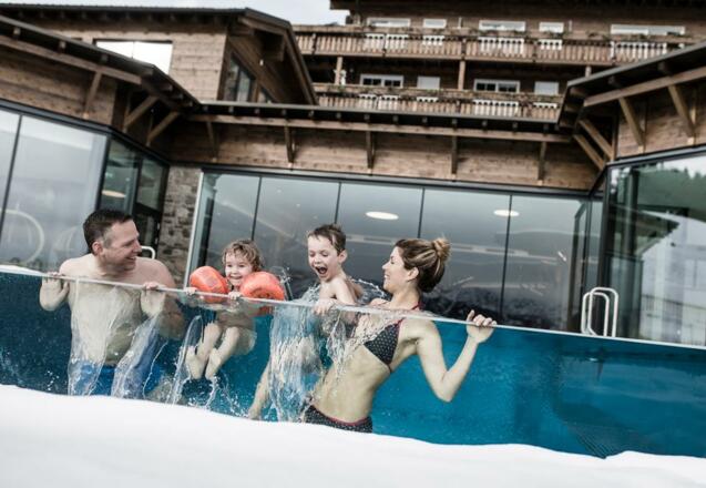 Gemeinsames Planschen im Family-Spa