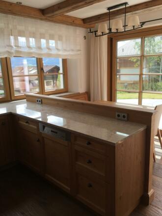 Küche mit Essbereich