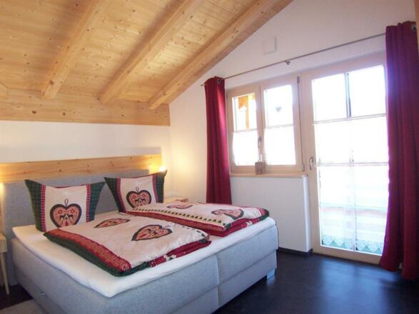 Ferienwohnung Alpenliebe, Schlafzimmer 2