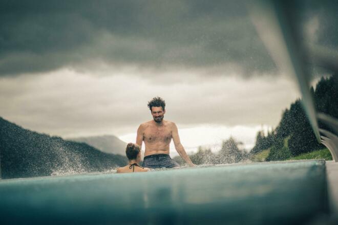 Torghele&#039;s Wald &amp; Fluh - Außenpool