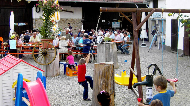 Bildnachweis: Rölln Biergarten