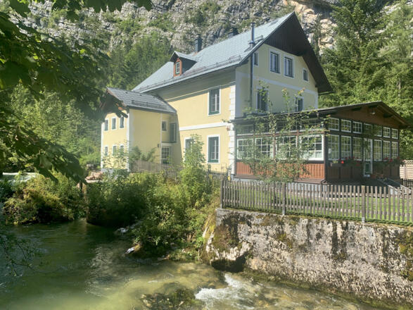 Ehemaliges Gasthaus Dachsteinwarte im Echerntal von Hallstatt