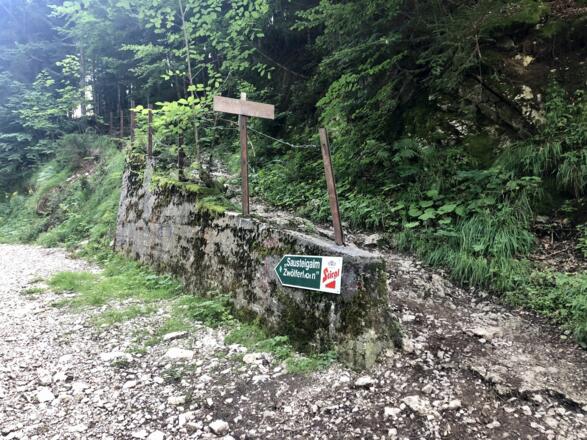 Abzweigung vor zirka 10 min vor der Alm
