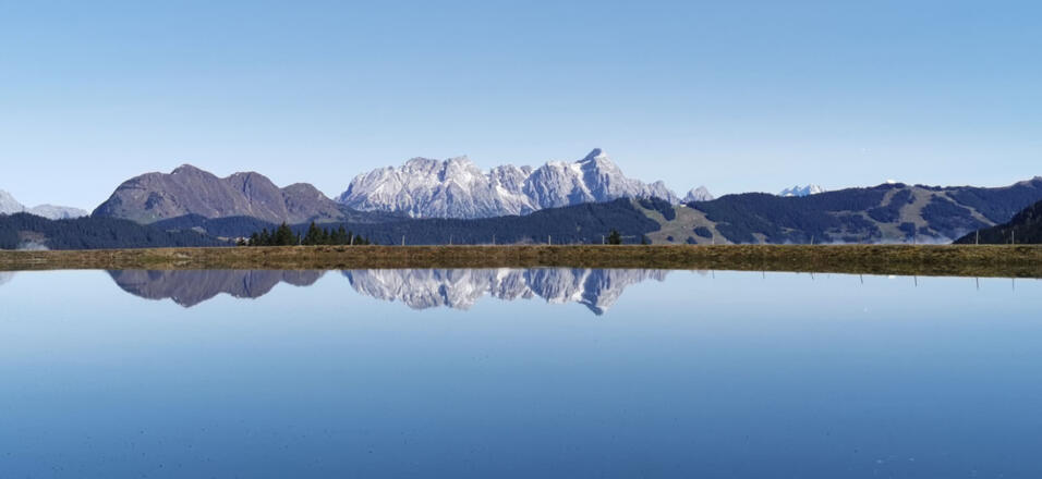 12erKogel Speicherteich mit dem Steinernen Meer von Saalfelden