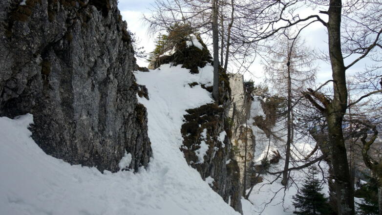Nordseitig der Felsen, Schlussanstieg
