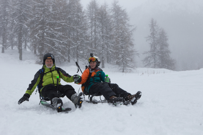 Schneeschuhe Ski Schlittel SNOOC a 2