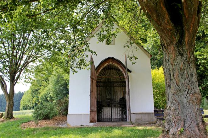 Kapelle am Wegrand