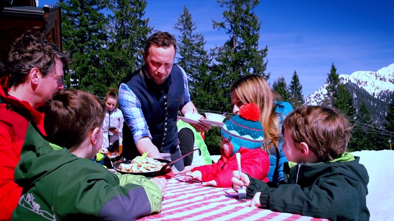 Einkehr bei der Wildalm im Heutal