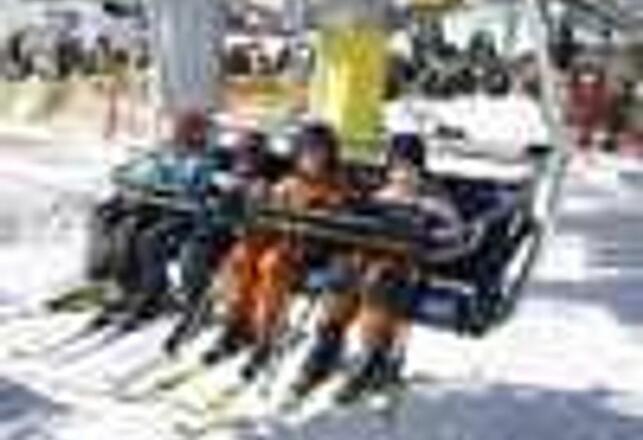 kindgerechter Sessellift der Jungholzer Skilifte