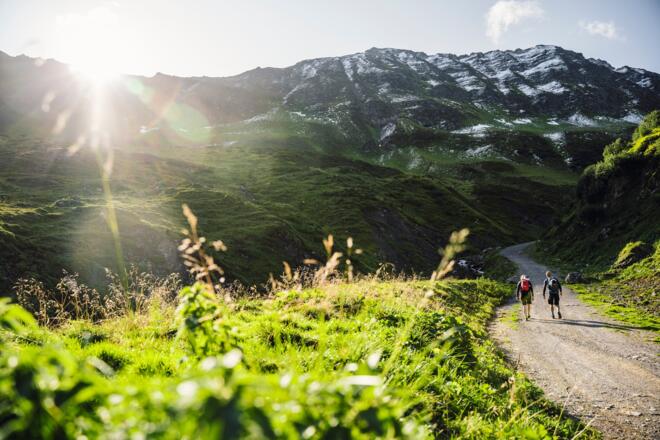 Wanderung zur Tilisunahütte