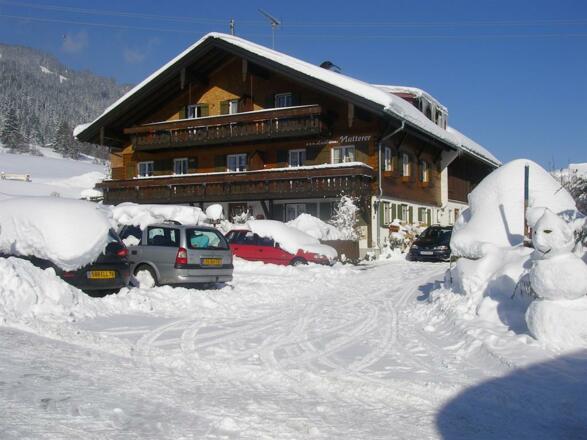 Hausansicht Winter