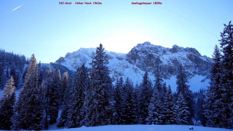 Blick zum Nockmassiv