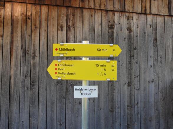 Wegweiser beim Lehenbauer