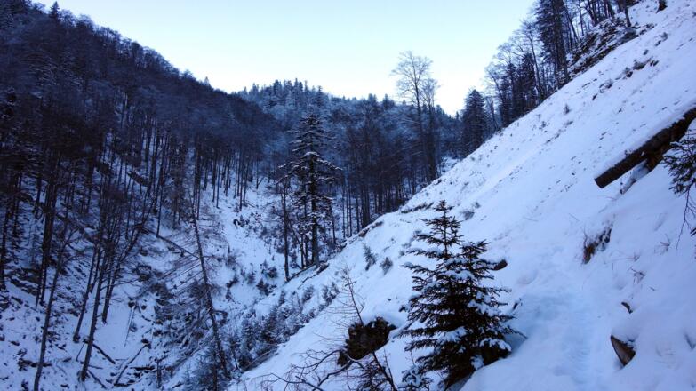 heikle Hangquerung ab ~1170m