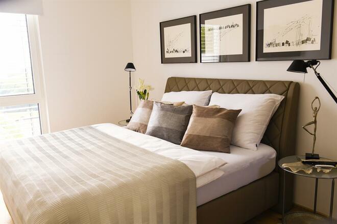 Masterbedroom mit Boxspringbett