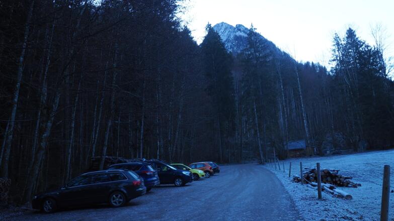 Parkplatz ~615m
