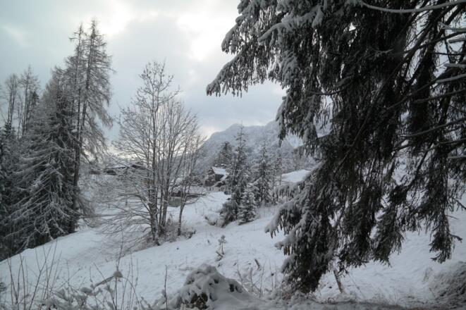 Unweit des höchsten Punktes der Jochwand befindet sich eine kleine Bergsiedlung.